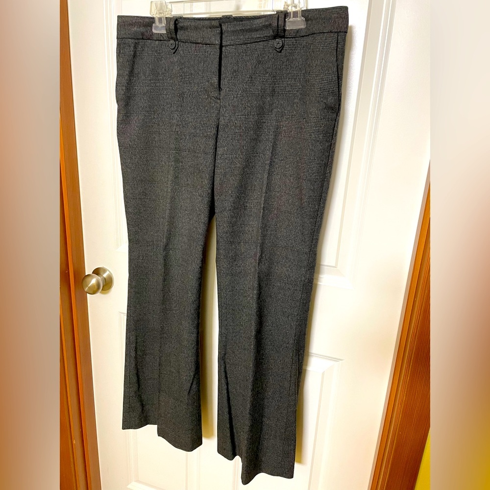 Talbots petite twill low rise boot cut slacks